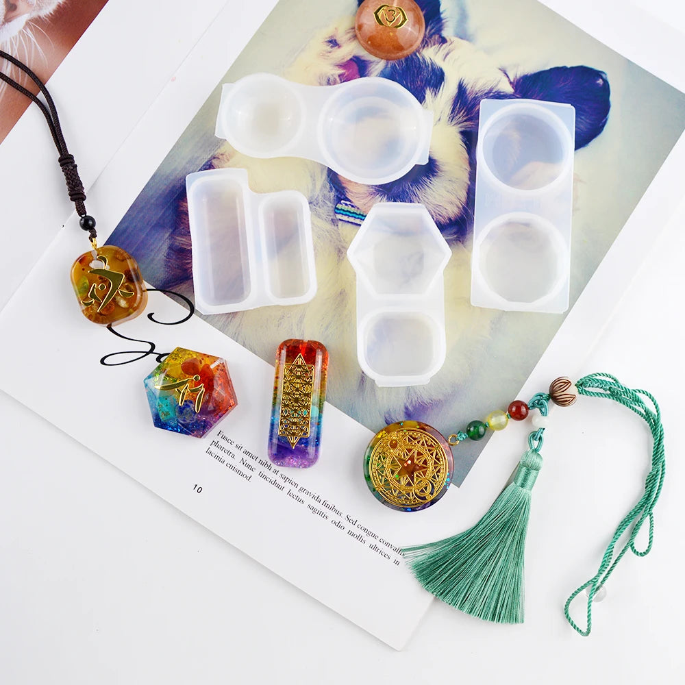 DM153 DIY Organ Chakra Pendant Epoxy Resin Mold Keychain Resin Art Molds for Jewelry Making Tools Craft