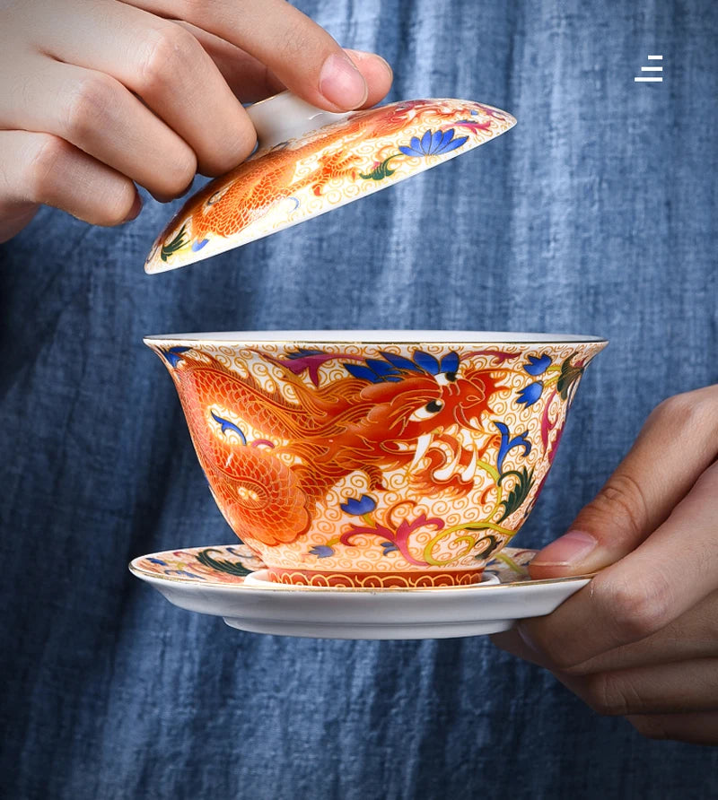 Look at this stunning 180ml colour enamel gaiwan — traditional dragon artwork, ceramic Kung Fu tea style, and perfect for any tea ceremony or décor setup